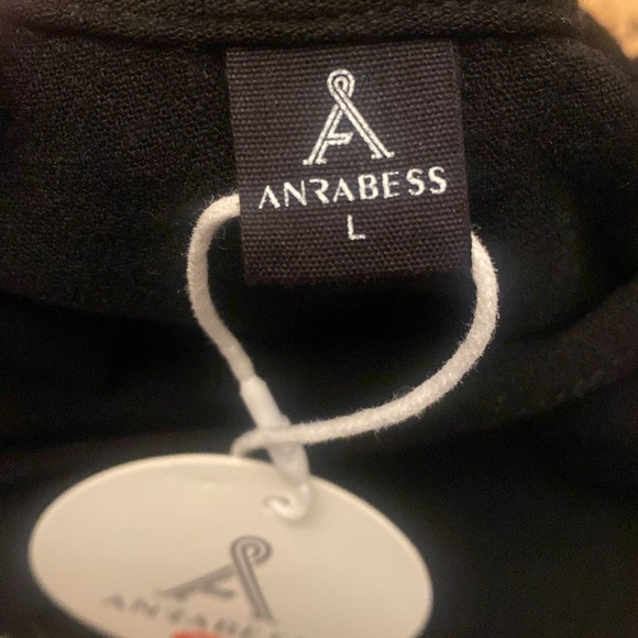 Anrabees black sleeveless top with flowy bottom tier size large button up back - Picture 4 of 6